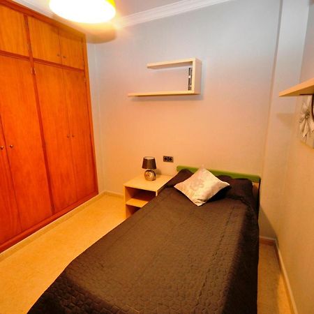 Apartamento céntrico solo familias y parejas Apartamento Conil De La Frontera Exterior foto