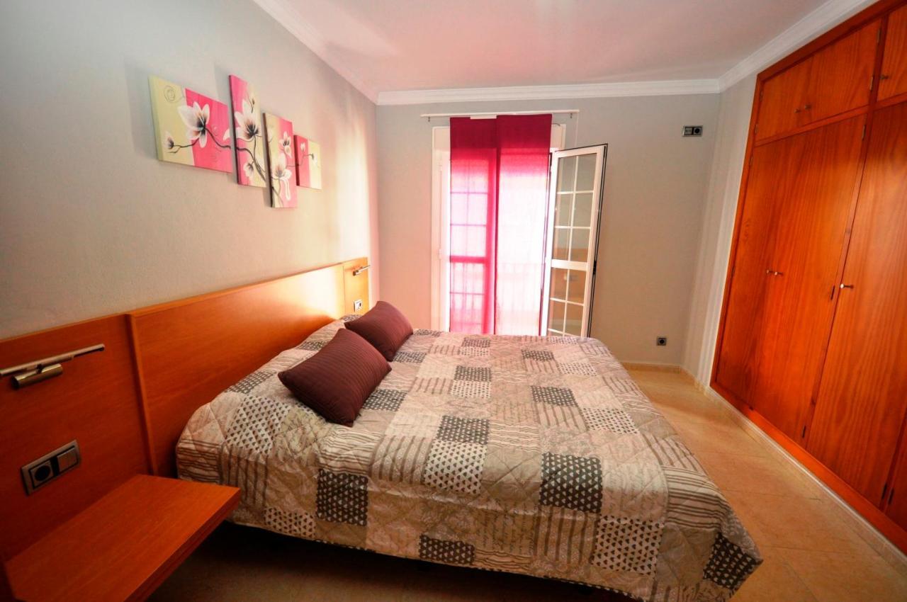 Apartamento céntrico solo familias y parejas Apartamento Conil De La Frontera Exterior foto